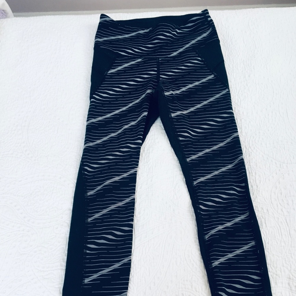 Athleta 7/8 leggings